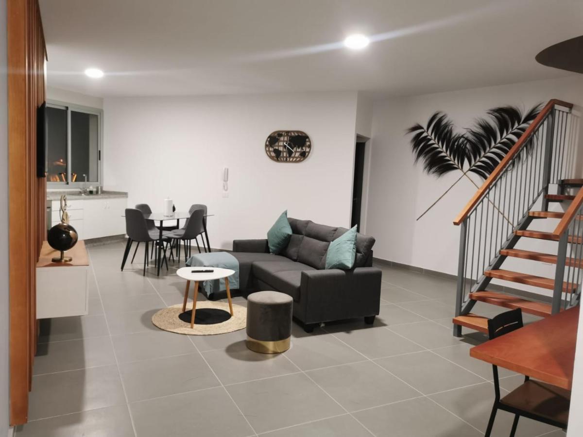 Amplio Duplex Lejlighed Tamaimo Eksteriør billede